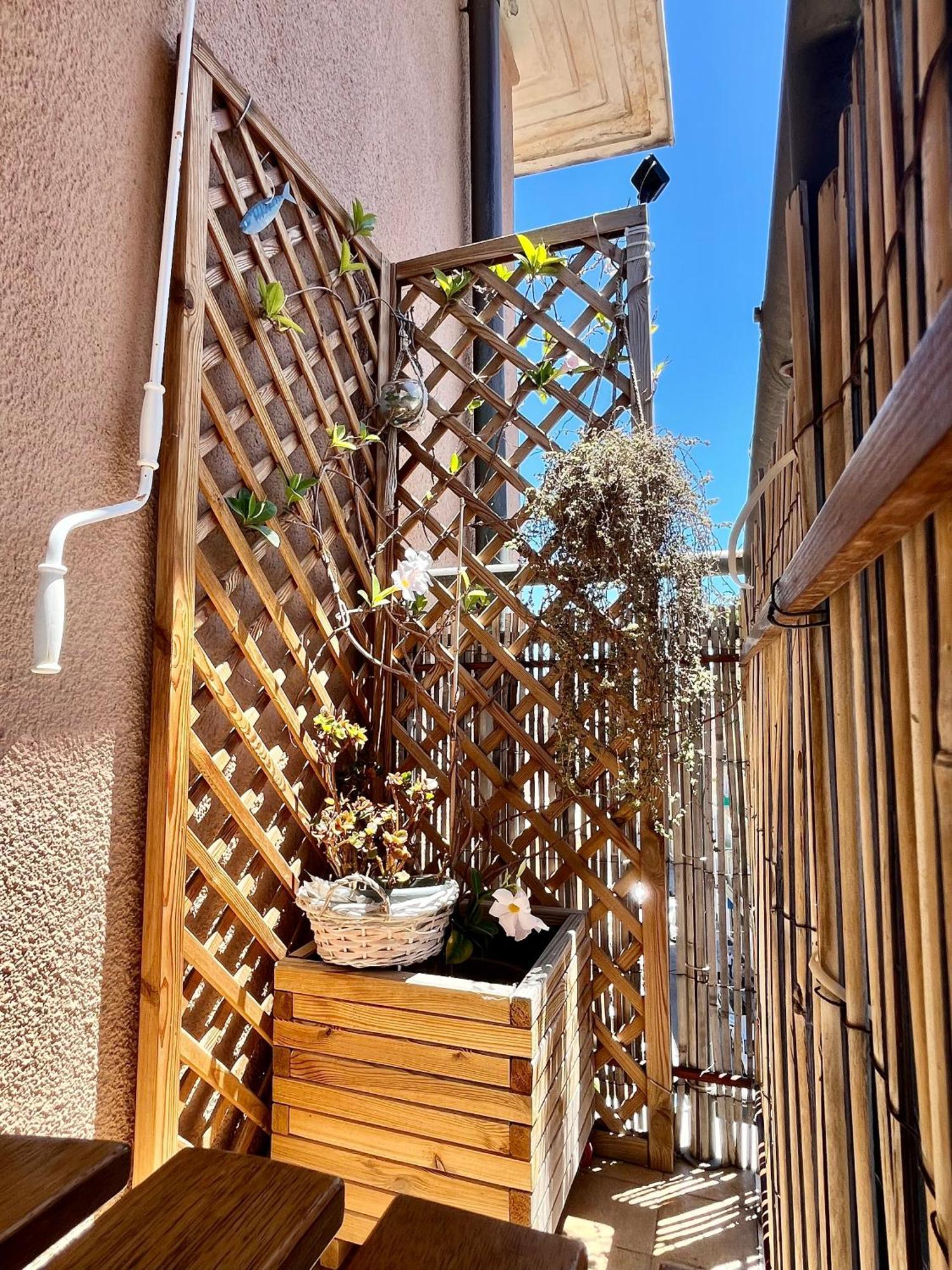 Tigelliotre Bed And Breakfast Cagliari Esterno foto